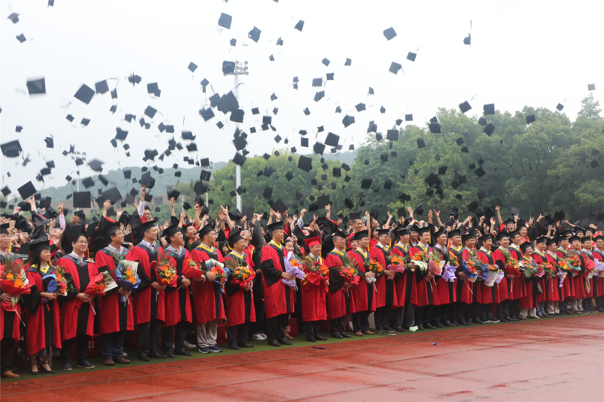 头条新闻-湖南大学新闻网