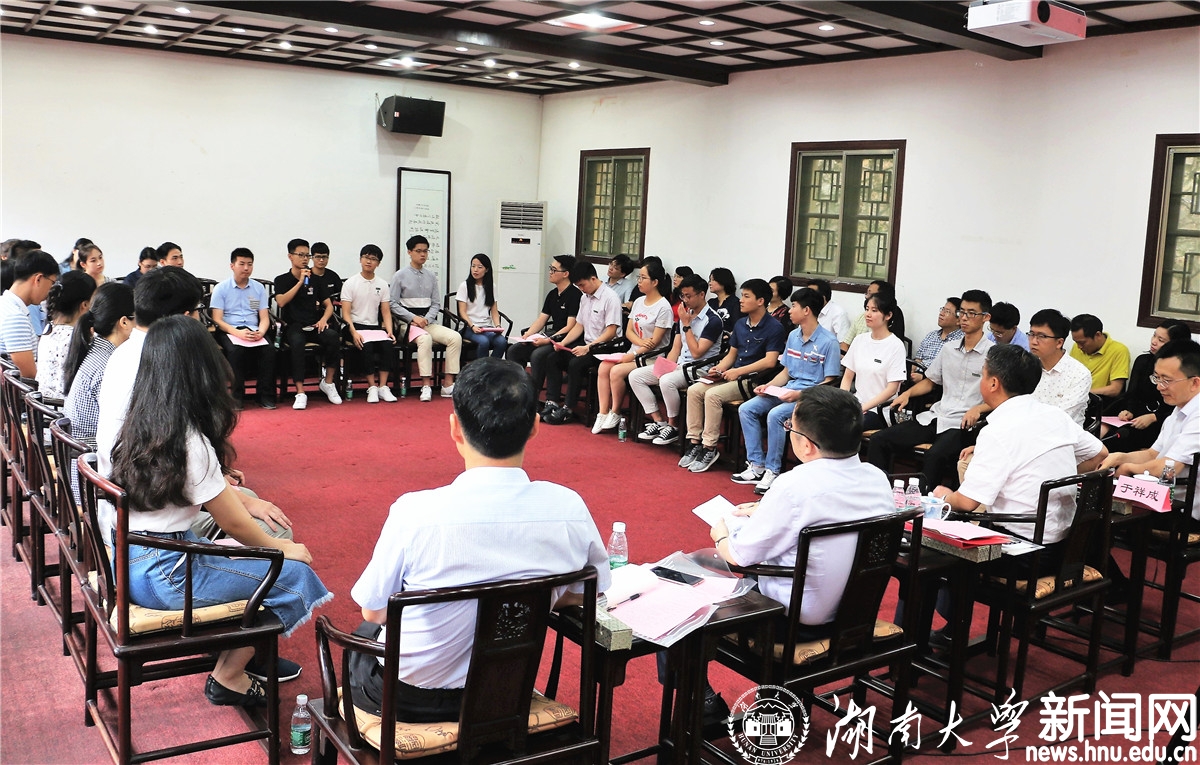 微信图片_20180615094921_副本.jpg