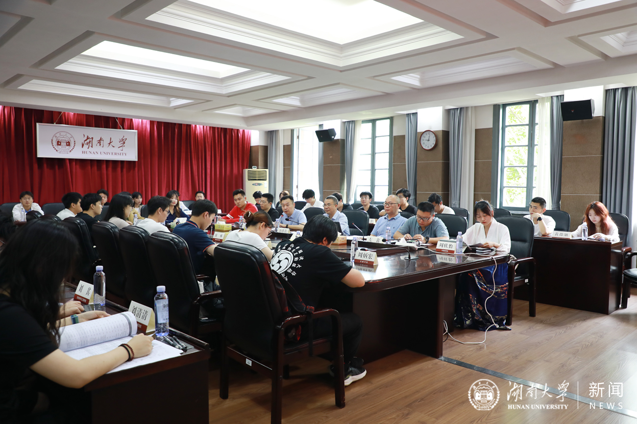 2024届校友年级理事座谈会举行