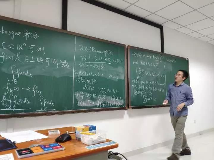 1.jpg 1.jpg